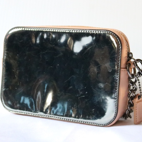 COACH Poppy Mirror Metallic Leather Flight Wristlet Purse Wallet 2013 - Picture 2 of 8